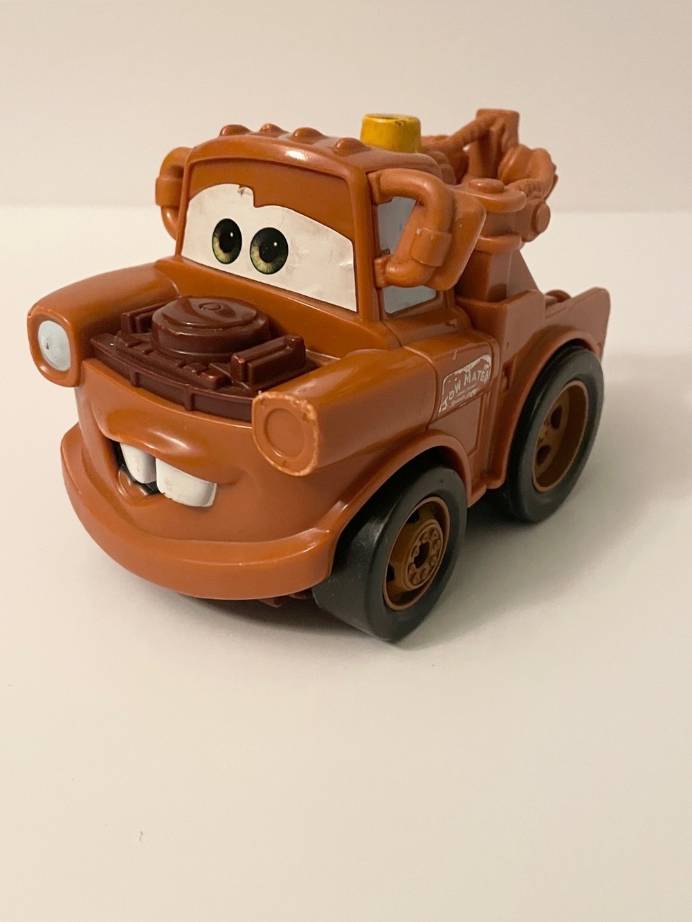 Fisher Price Shake N Go Disney Pixar Cars Mater Tow Truck Talking 2010